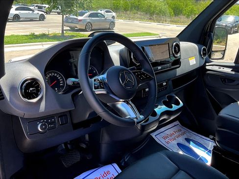New 2026 Mercedes-Benz Sprinter 2500 image 8