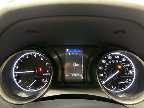 Used 2023 Toyota Camry SE image 21
