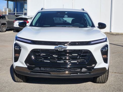 New 2026 Chevrolet Trax ACTIV image 2