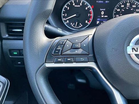 Certified 2021 Nissan Sentra S image 23