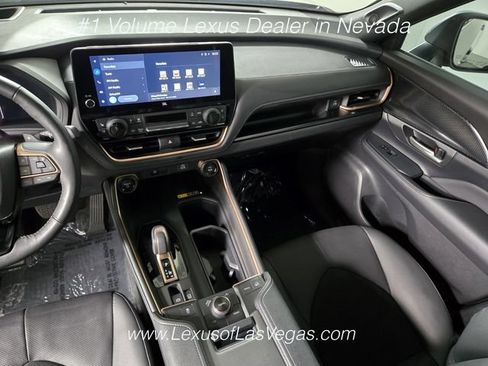 Used 2026 Toyota Grand Highlander AWD Hybrid image 18
