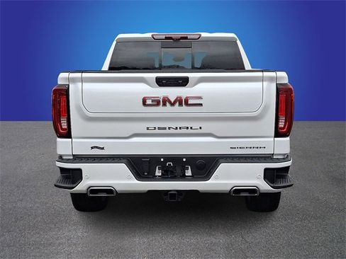 Used 2022 GMC Sierra 1500 Denali w/ Denali Reserve Package image 5