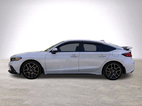 Certified 2023 Honda Civic Sport Touring image 3