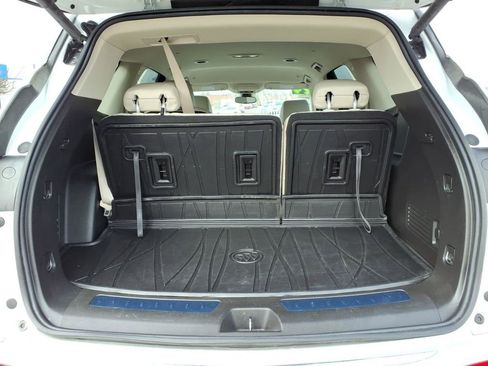 Used 2024 Buick Enclave Essence w/ Trailering Package, 5000 lbs. image 8