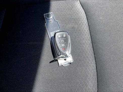 Used 2023 Chevrolet Malibu LT FWD image 12