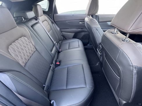 New 2025 Nissan Murano Platinum image 10