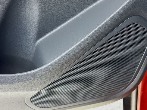 Used 2020 Chevrolet Bolt LT FWD image 23