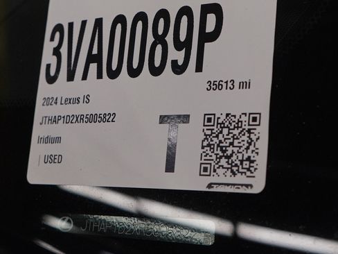 Used 2024 Lexus IS 500 image 33