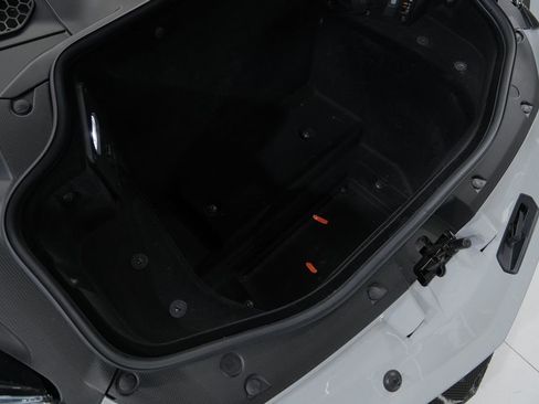 Used 2025 Lamborghini Revuelto image 48