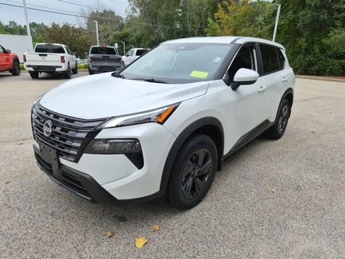 New 2026 Nissan Rogue SV AWD/4WD image 5