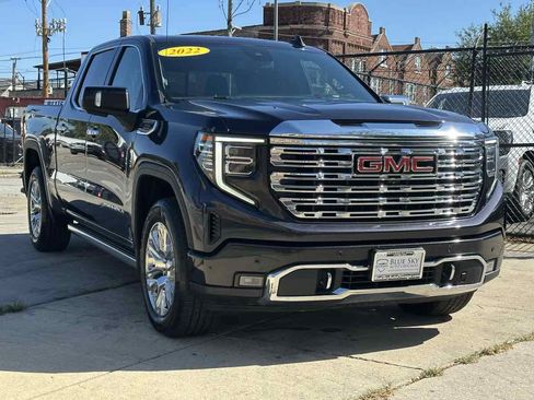 Used 2022 GMC Sierra 1500 Denali AWD/4WD image 3