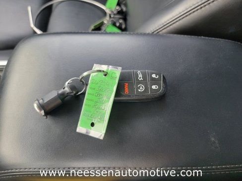 Used 2022 Chrysler 300 Touring L RWD image 29