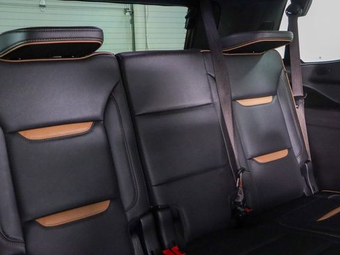 Used 2022 GMC Yukon AT4 AWD/4WD image 33