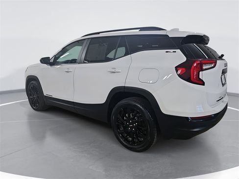 Certified 2023 GMC Terrain SLE w/ Driver Convenience Package image 6