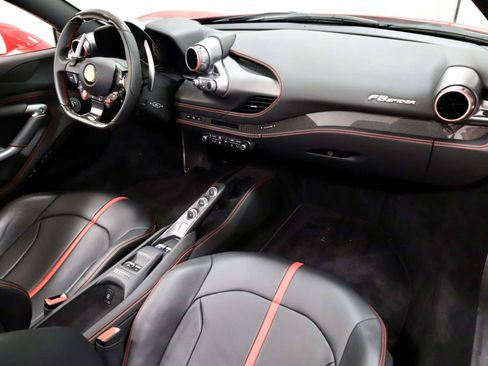 Certified 2022 Ferrari F8 Tributo RWD image 17