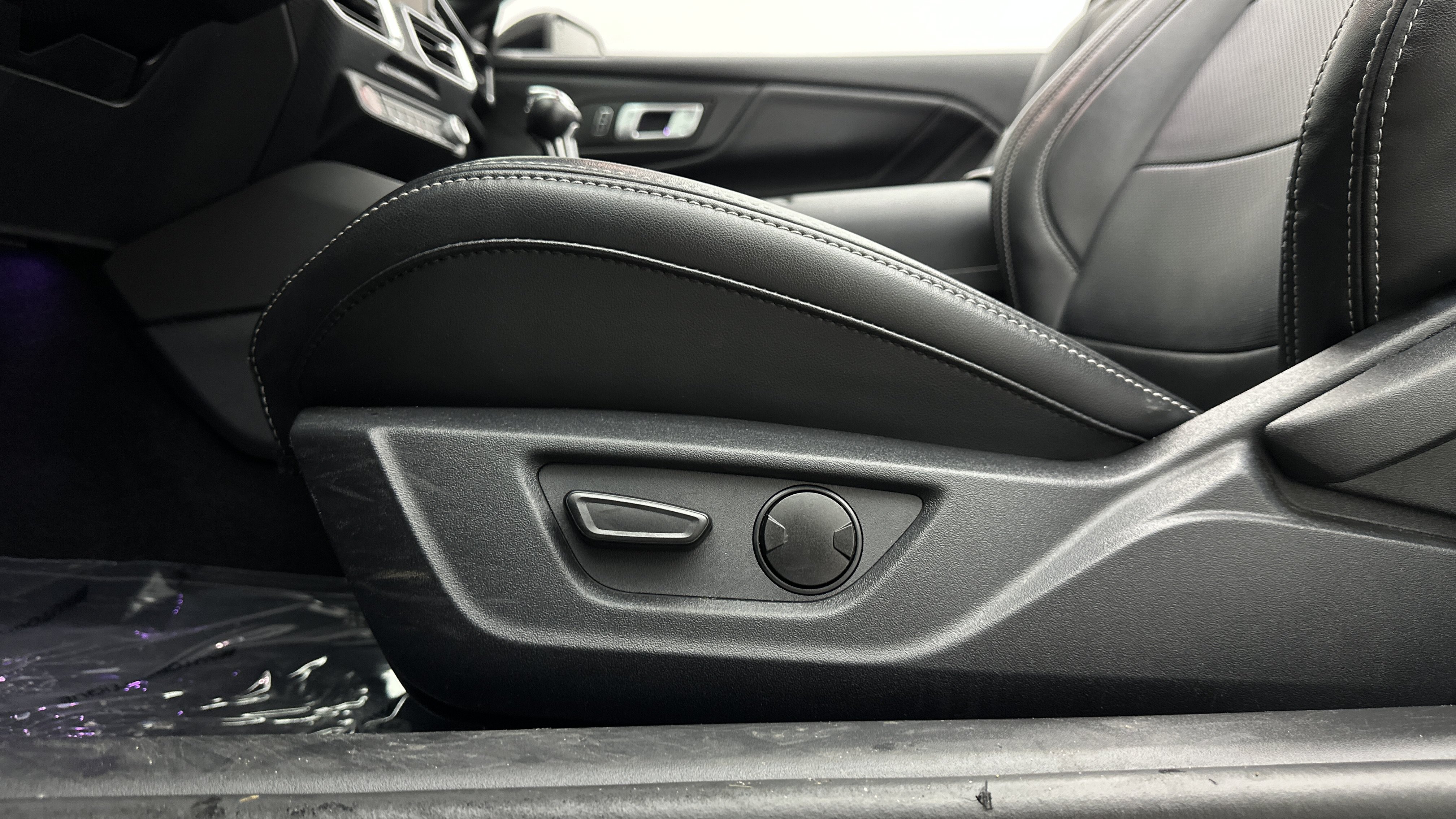 Used 2025 Ford Mustang Premium RWD image 14