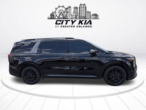 Certified 2026 Kia Carnival SX Prestige FWD image 6