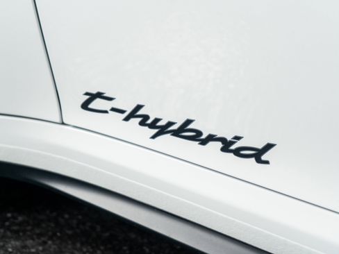 Used 2025 Porsche 911 Carrera 4 GTS image 27