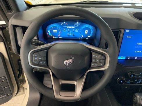 New 2025 Ford Bronco 2-Door AWD/4WD image 18