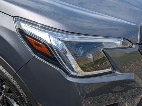 Used 2023 Subaru Forester Sport AWD/4WD image 2