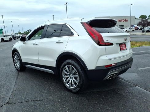 Used 2022 Cadillac XT4 Premium Luxury w/ Enhanced Visibility Package FWD image 24