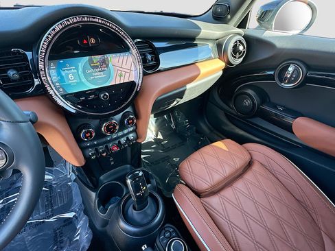 Used 2023 MINI Cooper S image 23