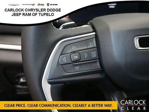 New 2025 Jeep Grand Cherokee Altitude image 15