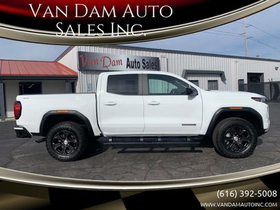 Used 2024 GMC Canyon Elevation w/ Convenience Package