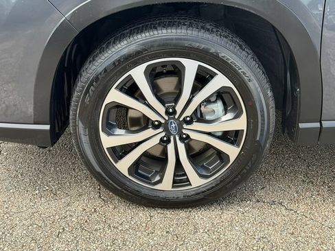 Used 2024 Subaru Forester Limited AWD/4WD image 11