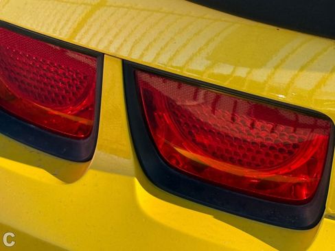 Used 2010 Chevrolet Camaro LS image 11