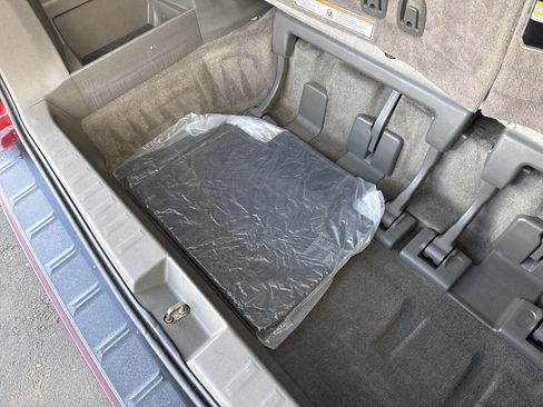 Used 2015 Toyota Sienna XLE 8 Passenger 4dr Mini Van image 55