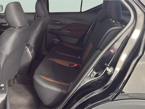 Used 2024 Nissan Kicks SR image 23