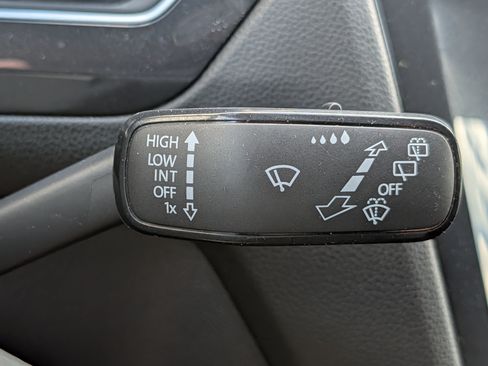 Certified 2023 Volkswagen Tiguan S AWD/4WD image 31