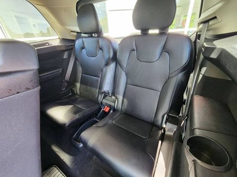 Used 2019 Volvo XC90 T6 Momentum w/ Advanced Package AWD/4WD image 11