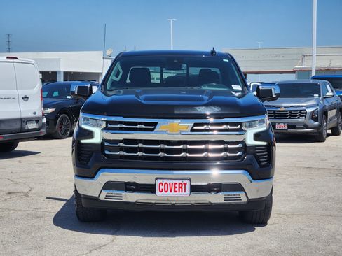 Used 2023 Chevrolet Silverado 1500 LTZ AWD/4WD image 2