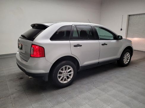 Used 2014 Ford Edge SE FWD image 10
