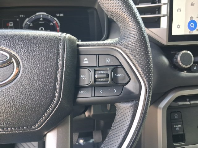 Used 2026 Toyota Tundra Limited AWD/4WD image 18