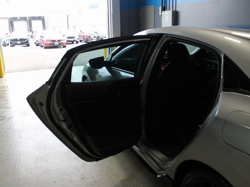 Used 2018 Honda Civic Sport image 15