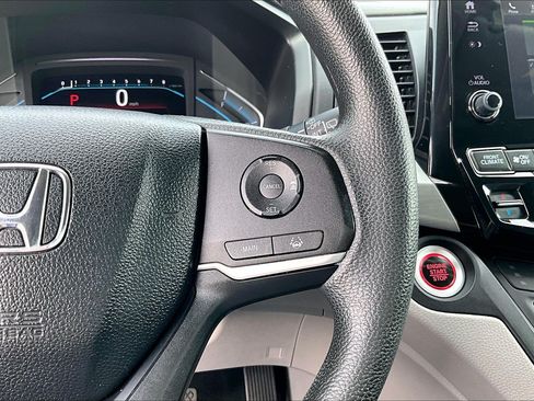 Used 2019 Honda Odyssey EX image 19