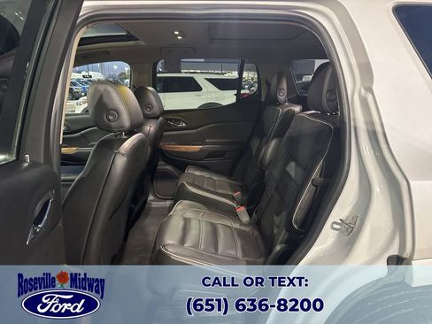 Used 2017 GMC Acadia Denali image 29
