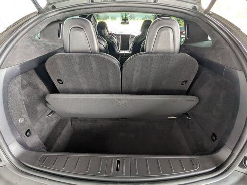 Used 2017 Tesla Model X 75D AWD/4WD image 17