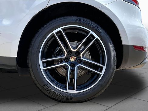 Used 2021 Porsche Macan AWD/4WD image 10