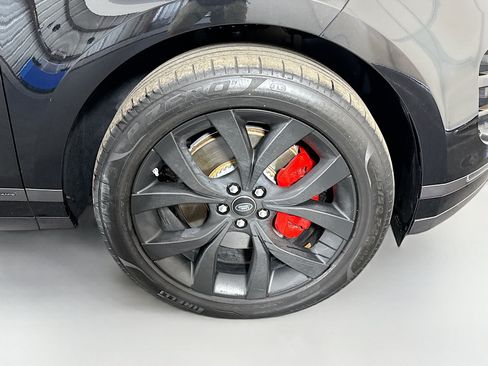 Used 2020 Land Rover Range Rover Evoque R-Dynamic S AWD/4WD image 32