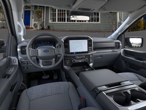 New 2025 Ford F150 XLT w/ Equipment Group 301A Standard image 9