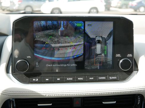 Used 2023 Nissan Rogue SL w/ SL Premium Package image 19