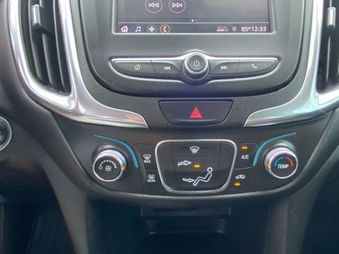 Used 2020 Chevrolet Equinox LT AWD/4WD image 23
