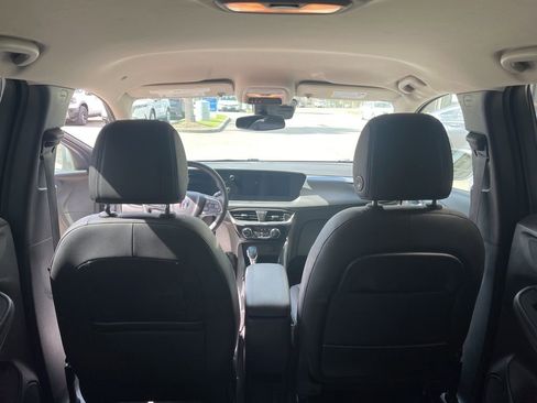 Used 2024 Buick Encore GX Sport Touring w/ Comfort Package image 10