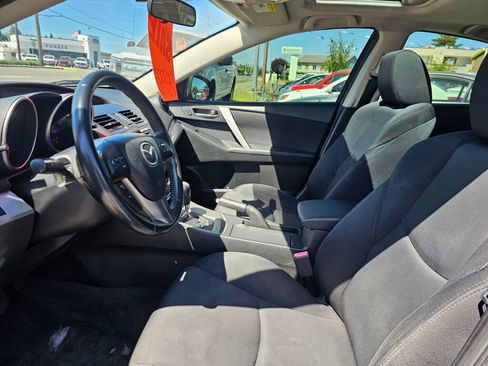 Used 2011 MAZDA MAZDA3 s Sport FWD image 24