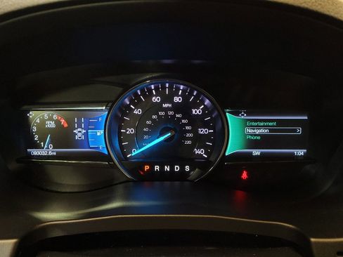 Used 2018 Ford Explorer Limited w/ Equipment Group 301A image 23