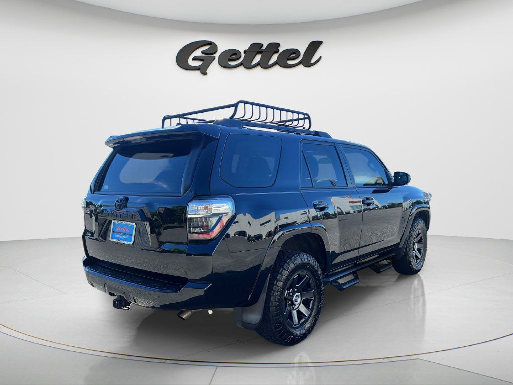Used 2022 Toyota 4Runner Trail Special Edition AWD/4WD image 5